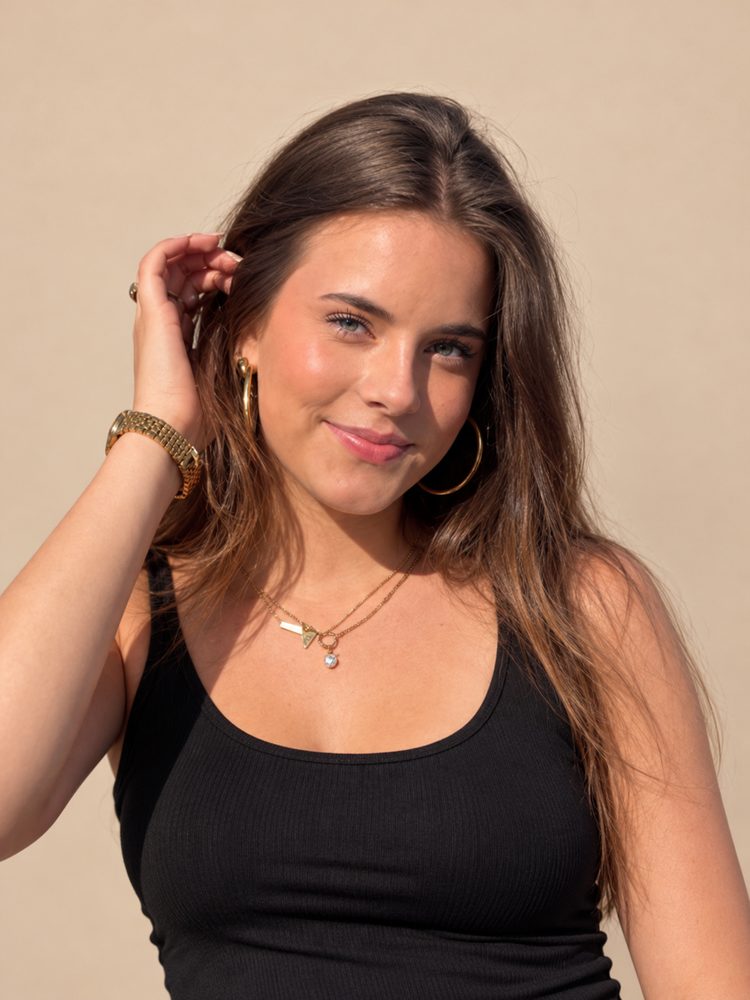 Portret van Luna, nagelstyliste bij Pretty Face